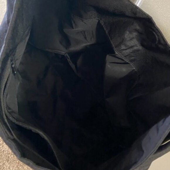 BAGGU Large Nylon Crescent Bag - Picture 5 of 6